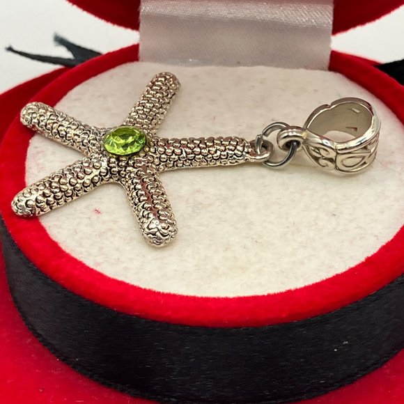 Inlaid Green Rhinestone Realistic Starfish Pendant! - Picture 7 of 8